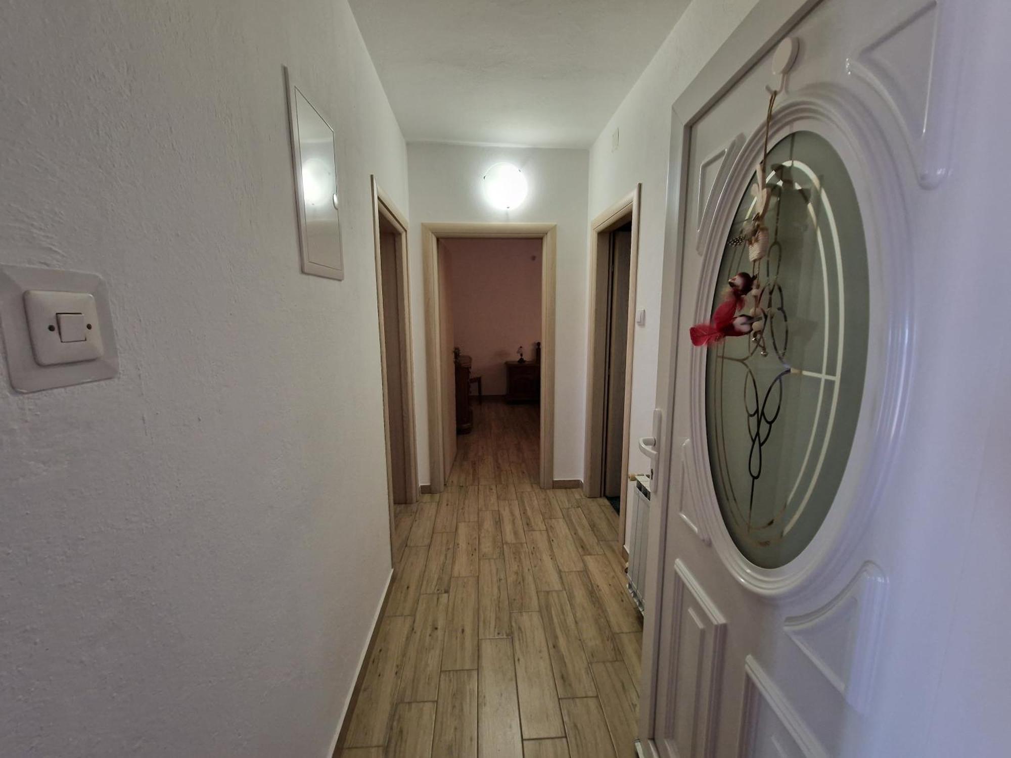 Apartments And Room Suza Сен Стая снимка