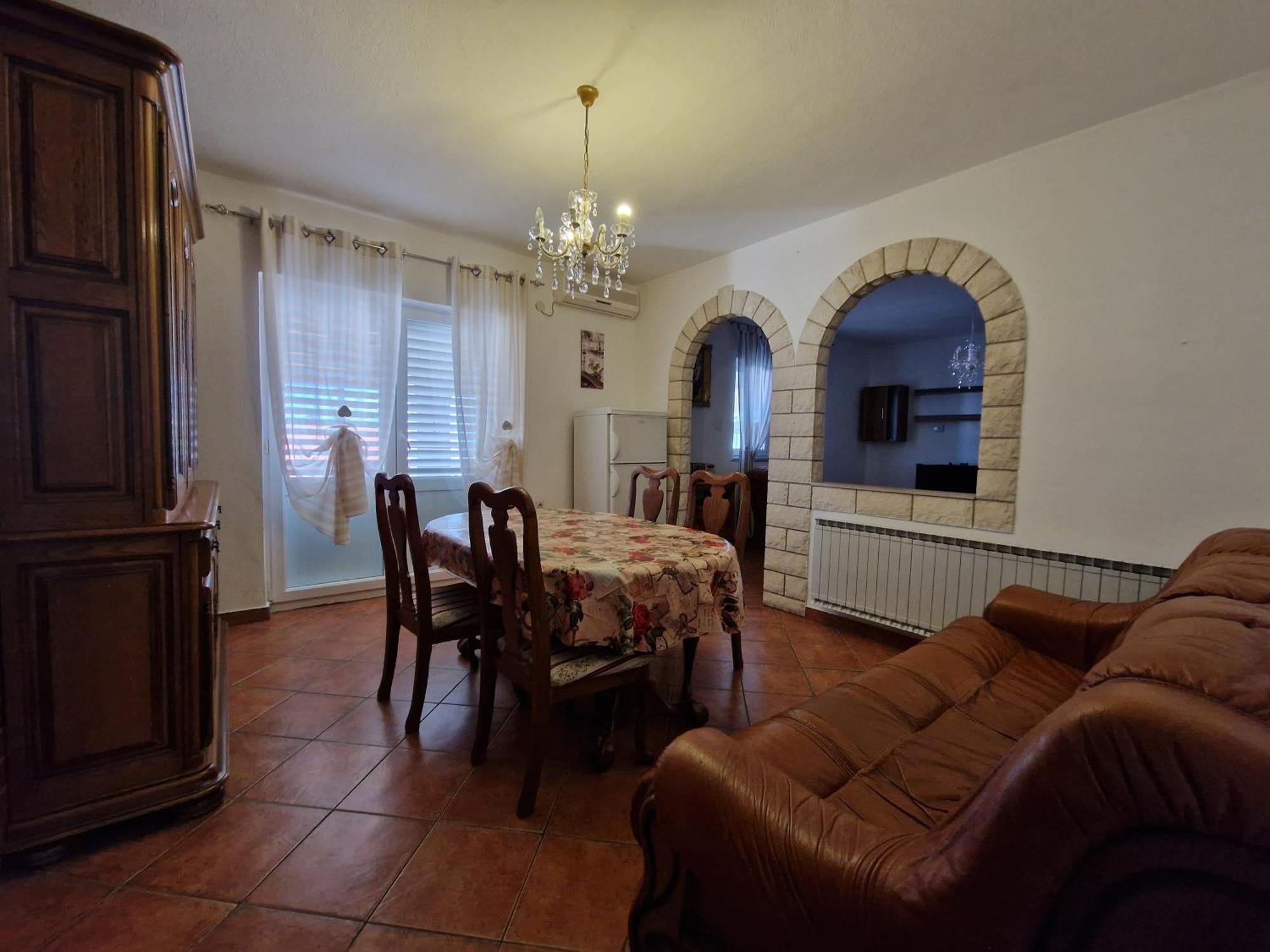 Apartments And Room Suza Сен Стая снимка