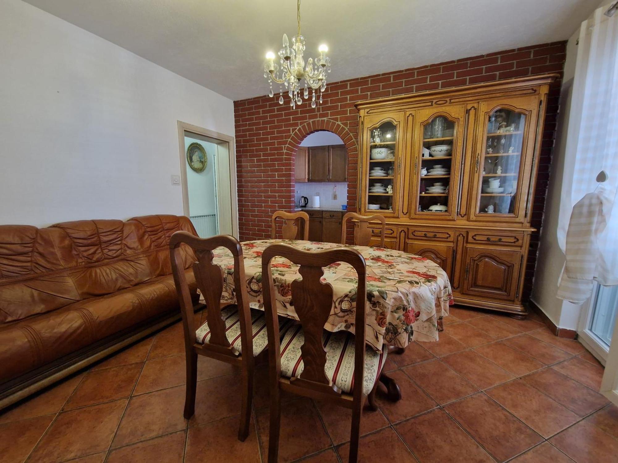 Apartments And Room Suza Сен Екстериор снимка