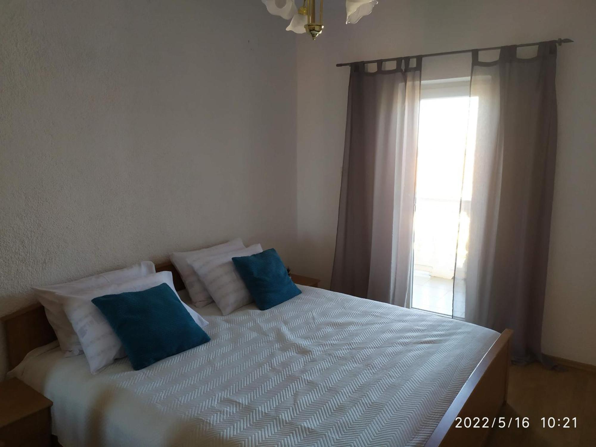 Apartments And Room Suza Сен Екстериор снимка