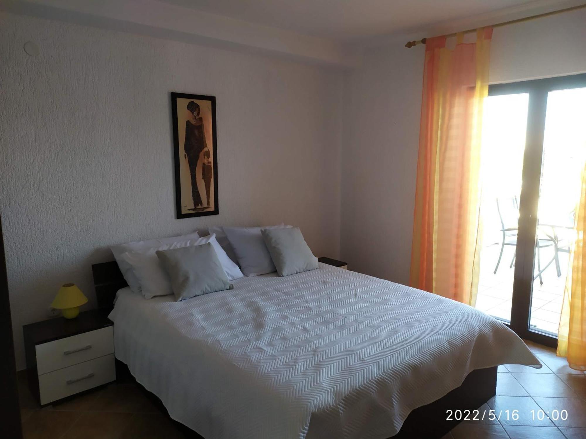 Apartments And Room Suza Сен Екстериор снимка