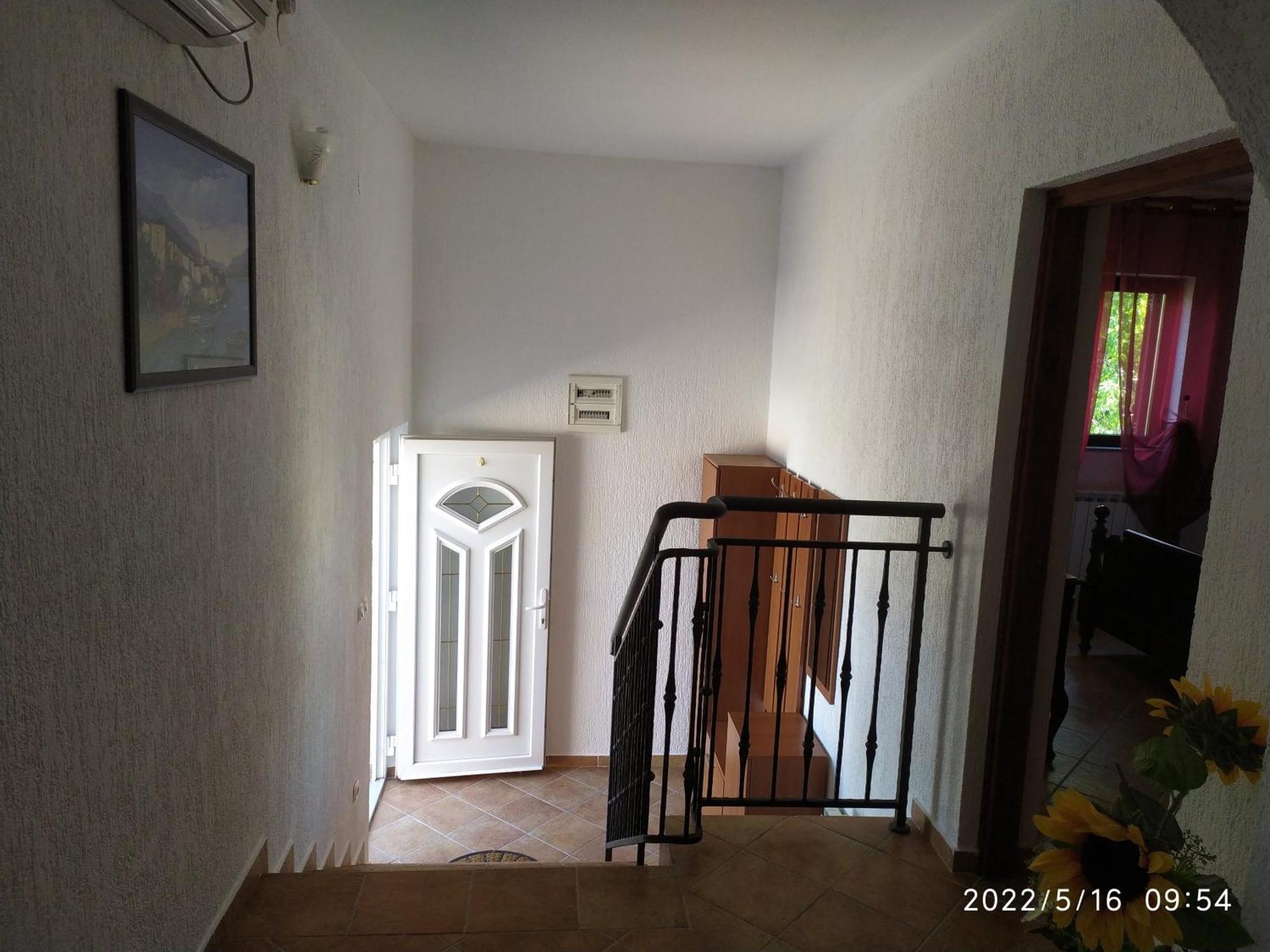 Apartments And Room Suza Сен Екстериор снимка