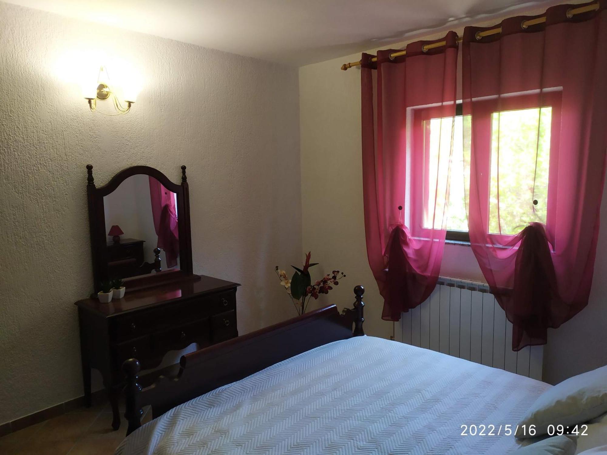 Apartments And Room Suza Сен Екстериор снимка